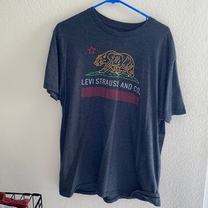 Levi’s Large Tshirt